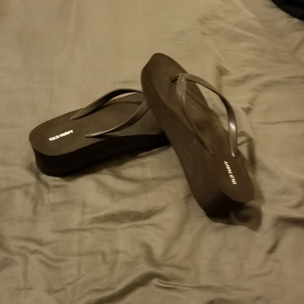 Flip flops